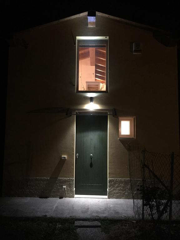 B&B Nido Sui Laghi San Donnino della Nizzola Εξωτερικό φωτογραφία