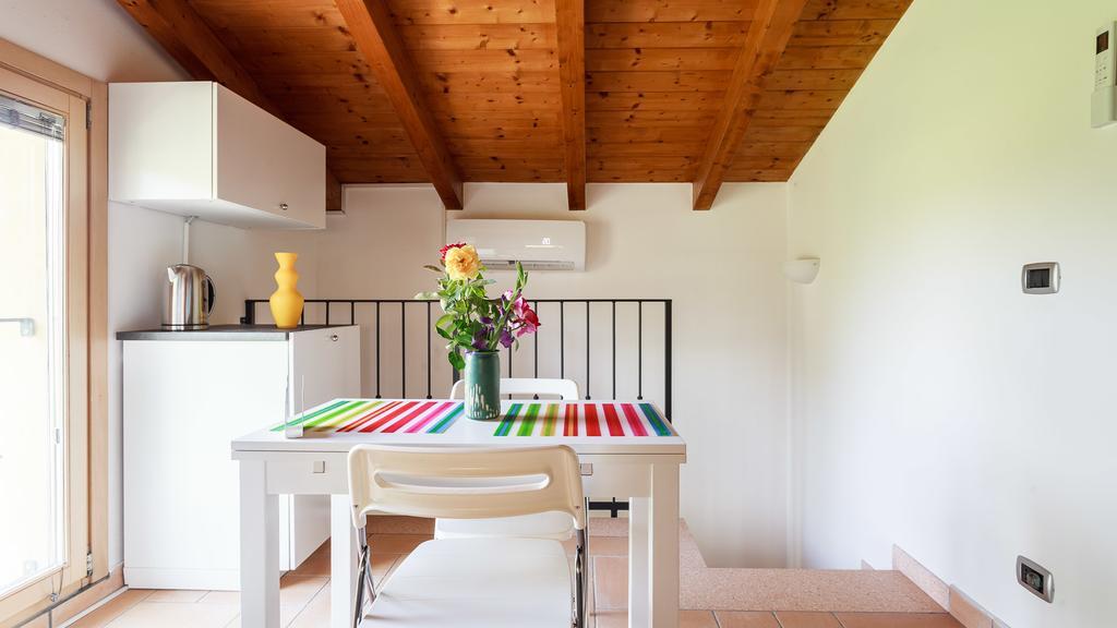B&B Nido Sui Laghi San Donnino della Nizzola Εξωτερικό φωτογραφία